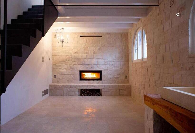 Family Suite, Via Paradiso 32