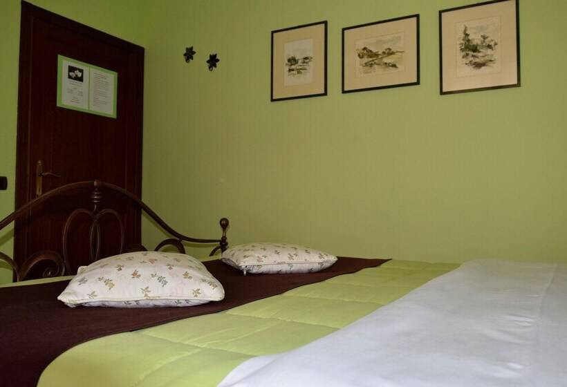 اتاق لوکس, Villamena