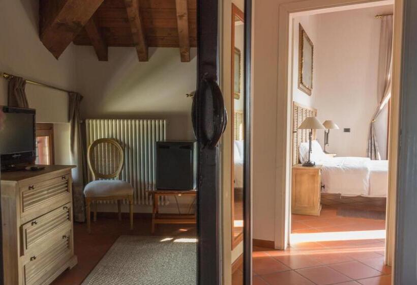 اتاق استاندارد چهار تخته, Villa Pioppi