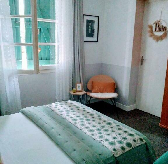 Номер Стандарт, Hôtel Camou