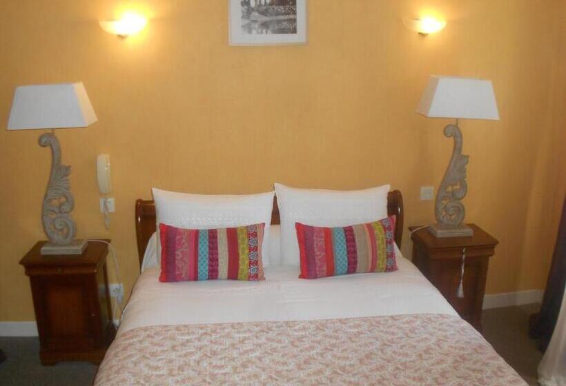 Номер Стандарт, Hôtel Camou