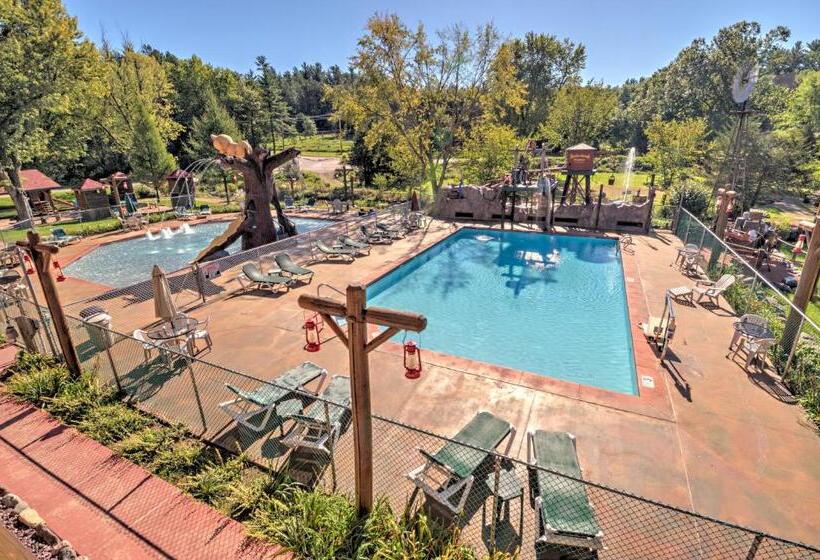 스탠다드 자쿠지 룸, Meadowbrook Resort