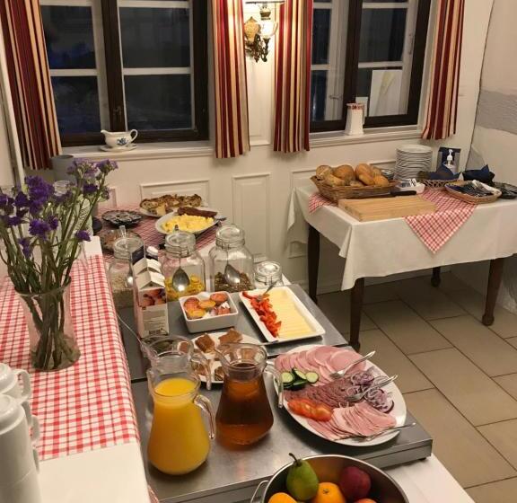 Номер Стандарт с Балконом, Postgaarden I Mariager