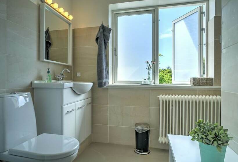 اتاق خانوادگی با سرویس بهداشتی مشترک, Villa Sofie Bed & Breakfast