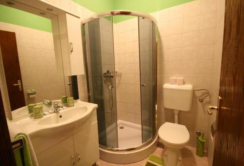 اتاق استاندارد, Rooms Lišnić