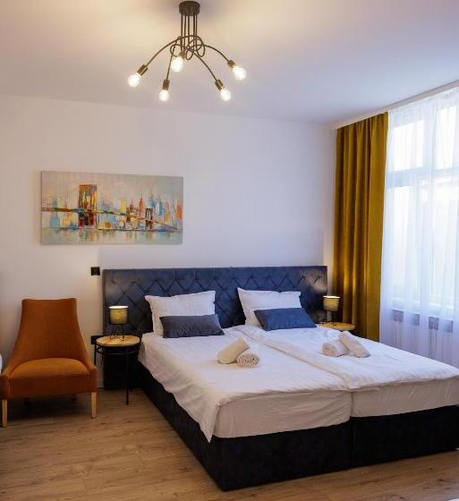 اتاق لوکس, Rooms Lišnić