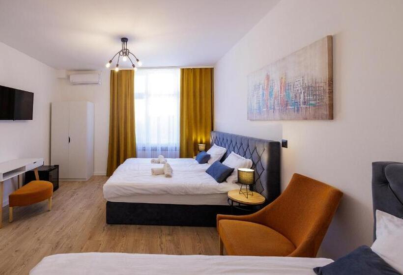 اتاق لوکس سه تخته, Rooms Lišnić
