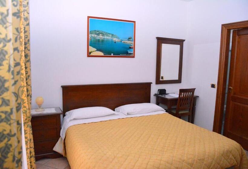 اتاق استاندارد با تراس, Agriturismo Sul Sentiero