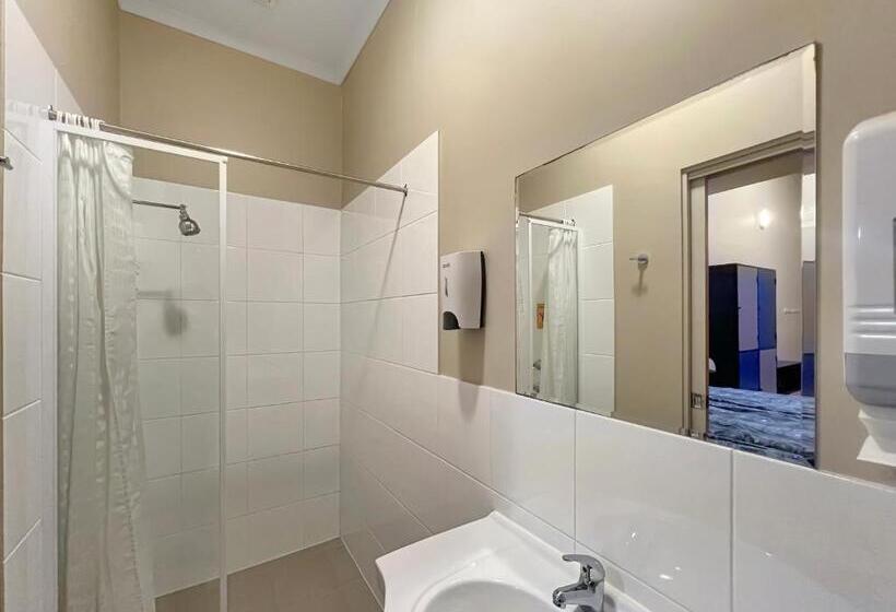 스탠다드 스튜디오 킹침대, Port Lincoln Studio Apartments