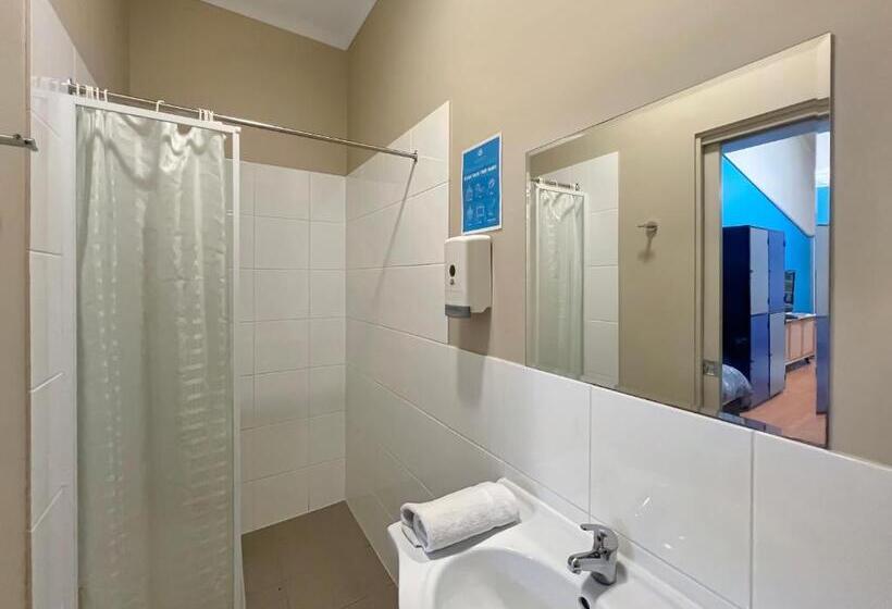 스탠다드 스튜디오 킹침대, Port Lincoln Studio Apartments