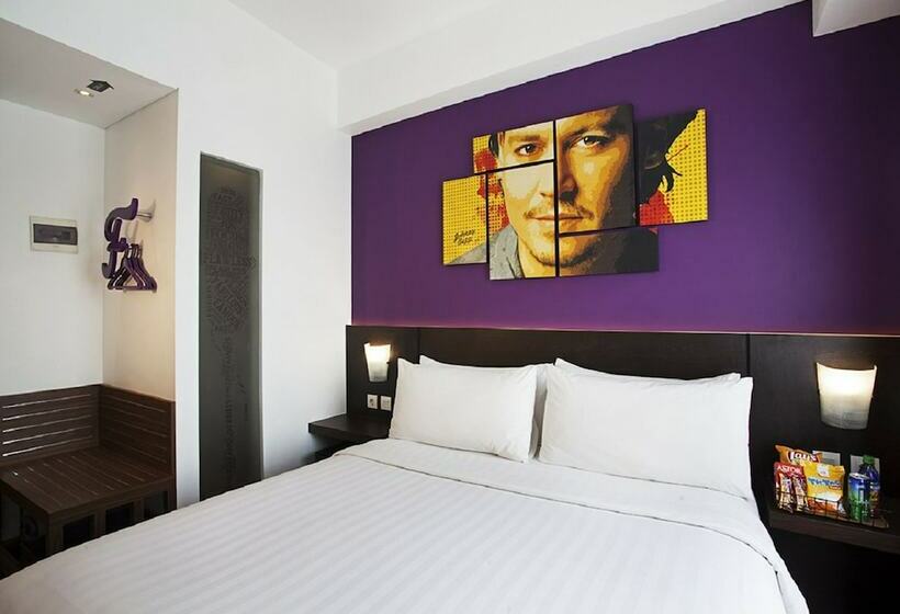 디럭스 룸, Fame Hotel Gading Serpong