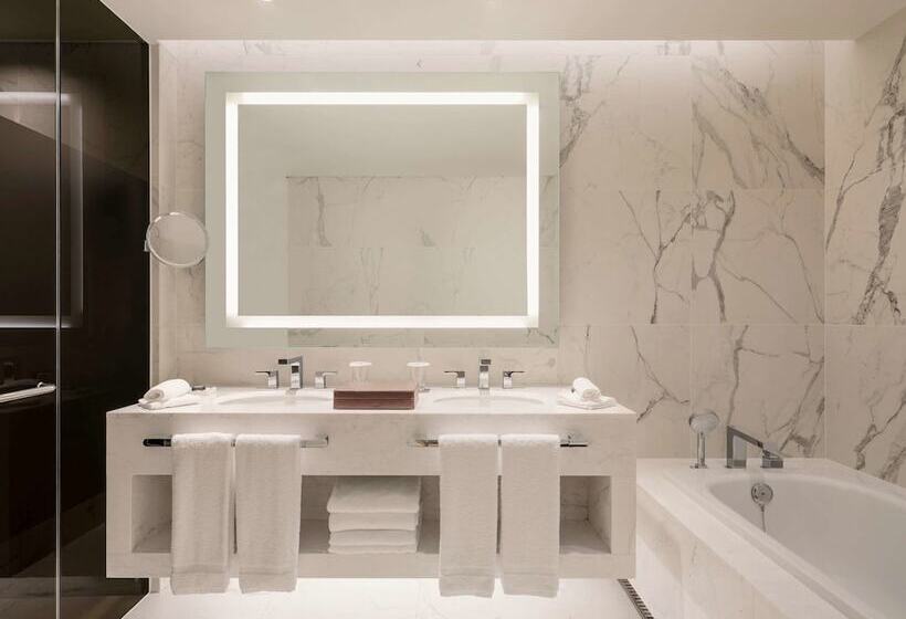 Люкс Deluxe 2 Спальни, Grand Mercure Ambassador Hotel And Residences Seoul Yongsan
