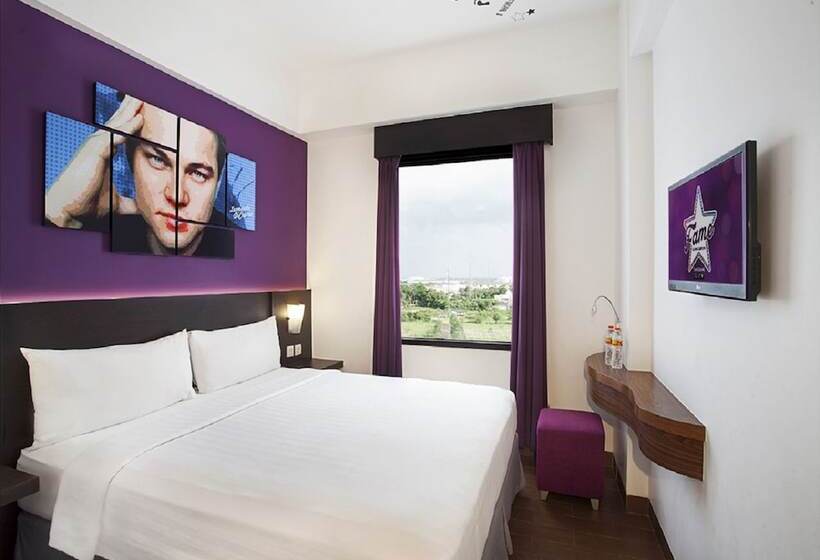 수피리어 룸, Fame Hotel Gading Serpong