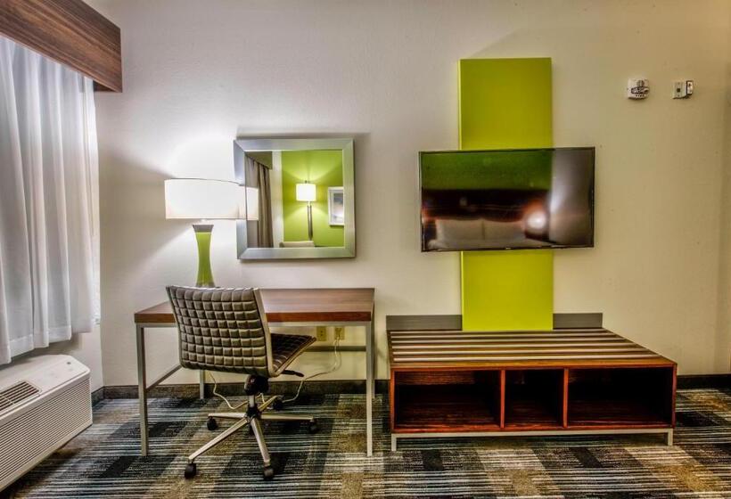 Номер Стандарт Адаптированный для Инвалидов, Holiday Inn Express & Suites Dallas Nw   Farmers Branch, An Ihg