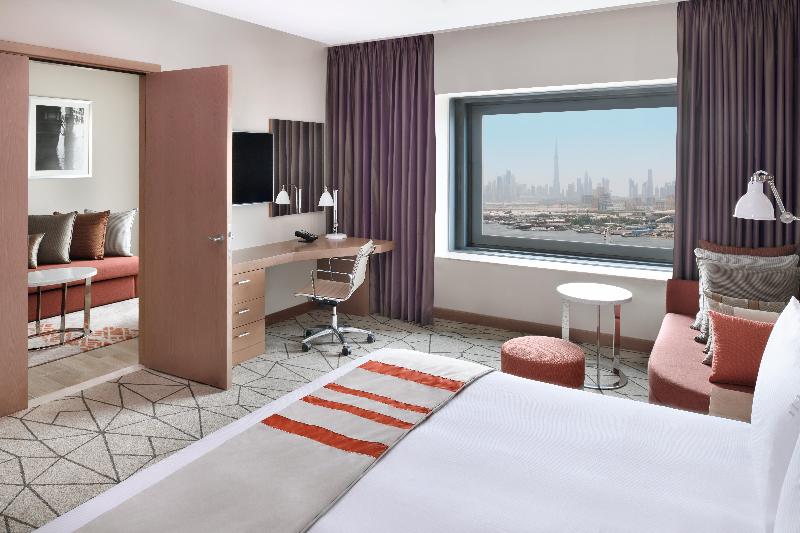 Полулюкс Кровать Кинг, Holiday Inn & Suites   Dubai Festival City Mall, An Ihg