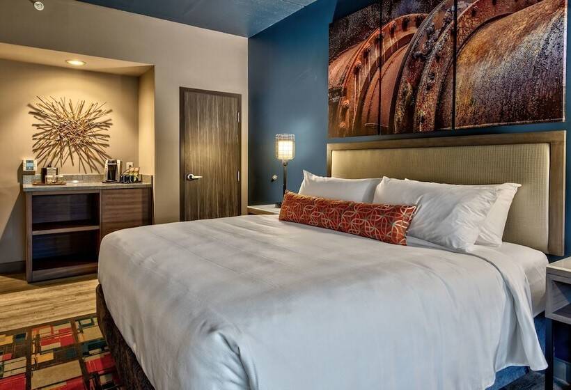 Люкс, Indigo Pittsburgh University   Oakland, An Ihg
