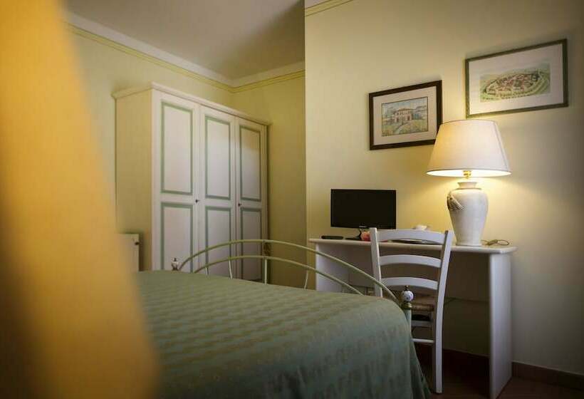 اتاق استاندارد, Il Colombaio Winery & Rooms