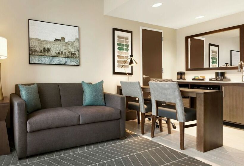 Люкс Кровать Кинг, Embassy Suites By Hilton Wilmington Riverfront
