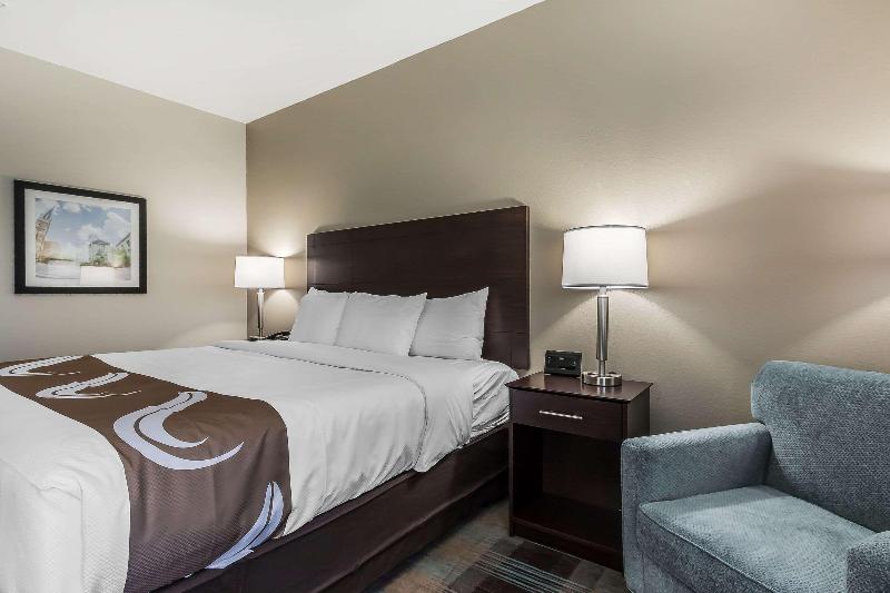 스탠다드 룸 킹사이즈 침대, Quality Inn Pleasant View