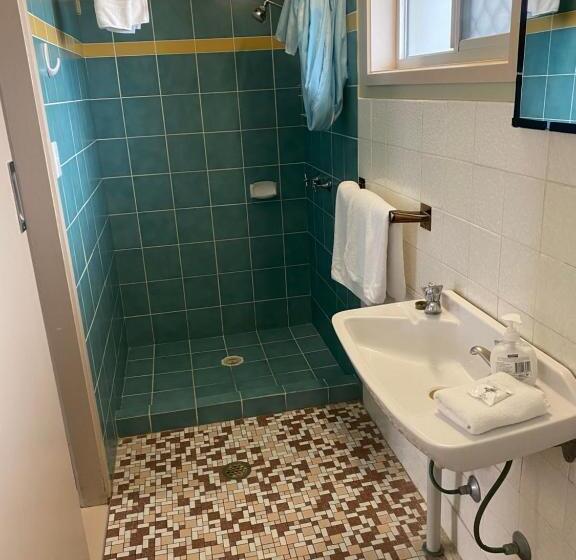 חדר סטנדרט, Classic Motel