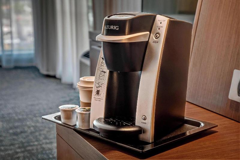 Люкс Кровать Кинг, Courtyard By Marriott Westbury Long Island