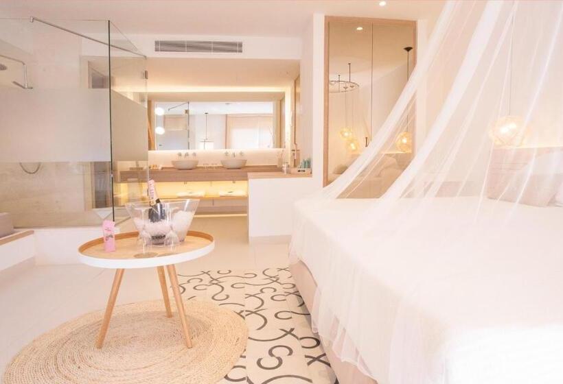 Люкс, Gatzara Suites Santa Gertrudis