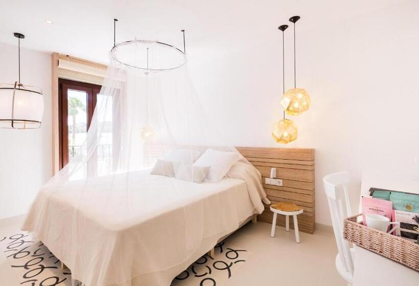 Студия Стандарт, Gatzara Suites Santa Gertrudis