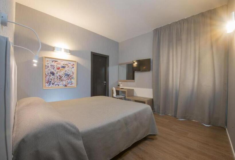 اتاق استاندارد چهار تخته, B&b Fantasie Romane