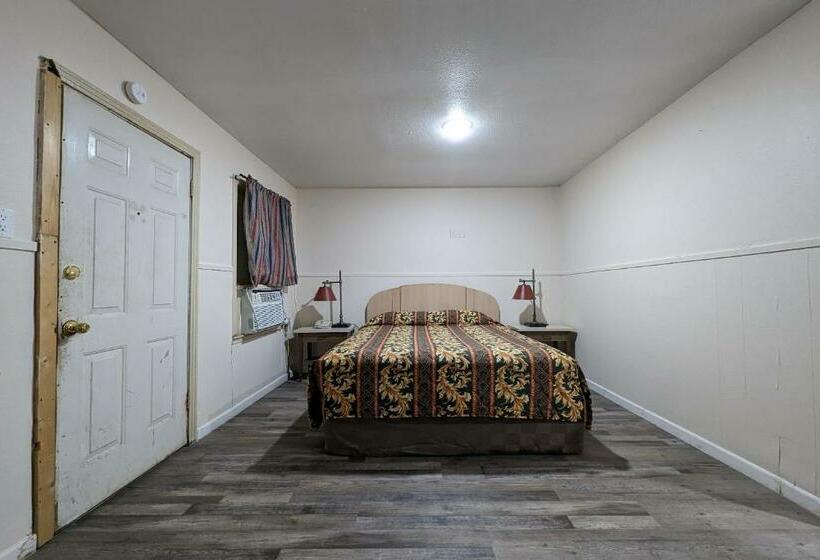 Номер Стандарт, Economy Inn Kingsville