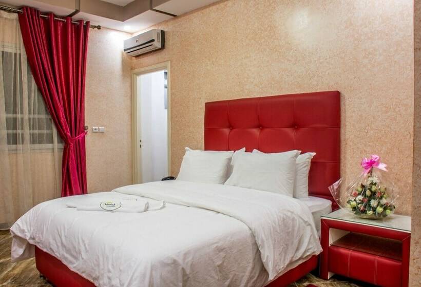 Полулюкс, Hôtel Hadaik Ain Asserdoune