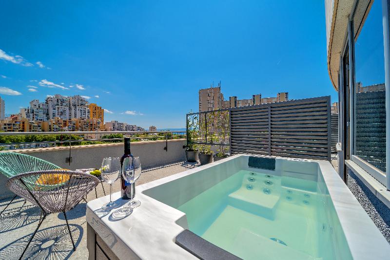 غرفة ديلوكس مزوَّدة بجاكوزي, Priska Med Luxury Rooms