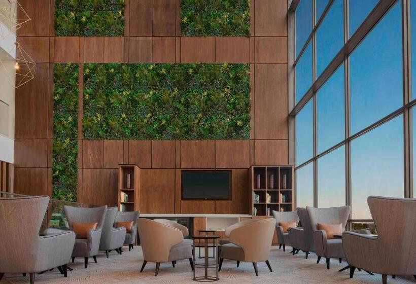 سوئیت با تخت بزرگ, Four Points By Sheraton Nairobi Airport