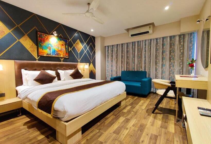 带大床的行政房间, Sadbhav Villa