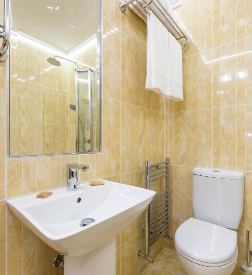 جناح سوبيريور, Linton Hotel Luton