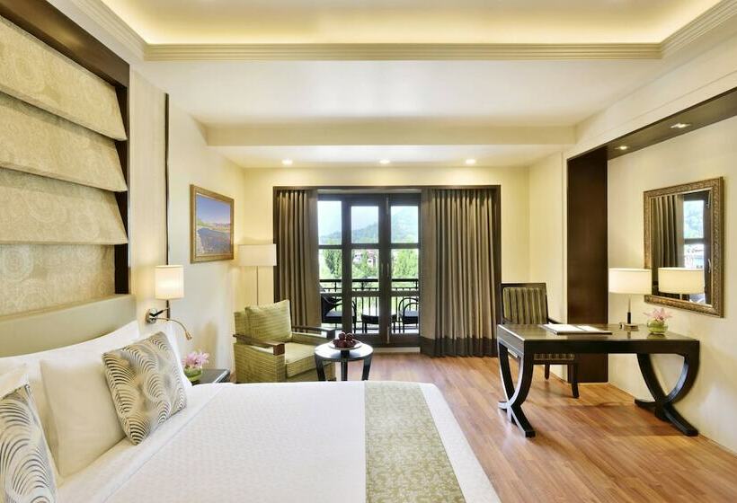 标准间带双人床, Four Points By Sheraton Srinagar