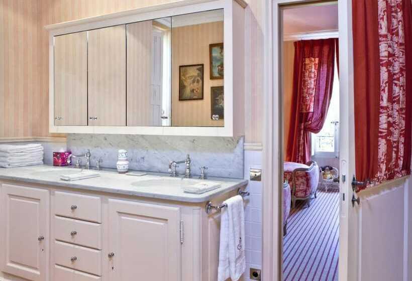 Номер Стандарт, Chambre D'hôtes Château Gigognan