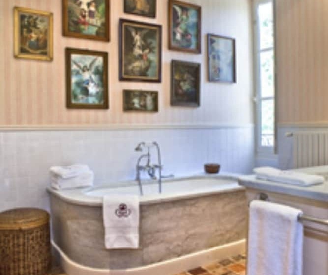 Номер Стандарт, Chambre D'hôtes Château Gigognan