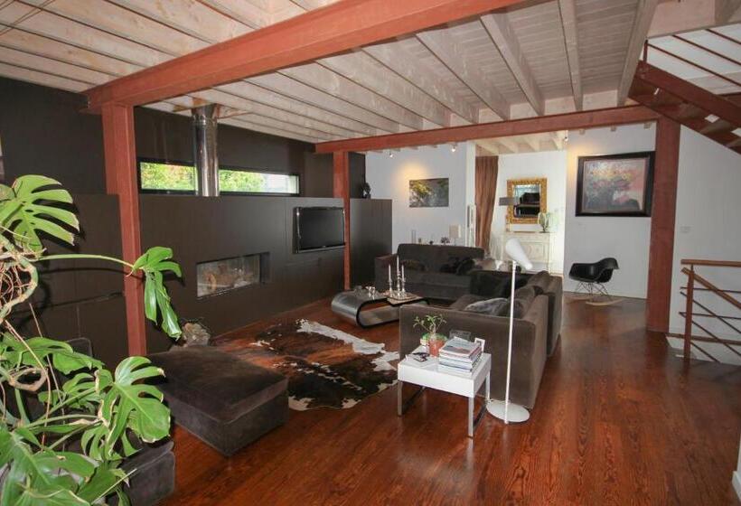 Номер Стандарт, Bed And Breakfast Shandita