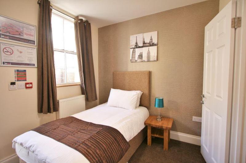 Номер Стандарт Индивидуальный, Central Studios Gloucester Place By Roomsbooked