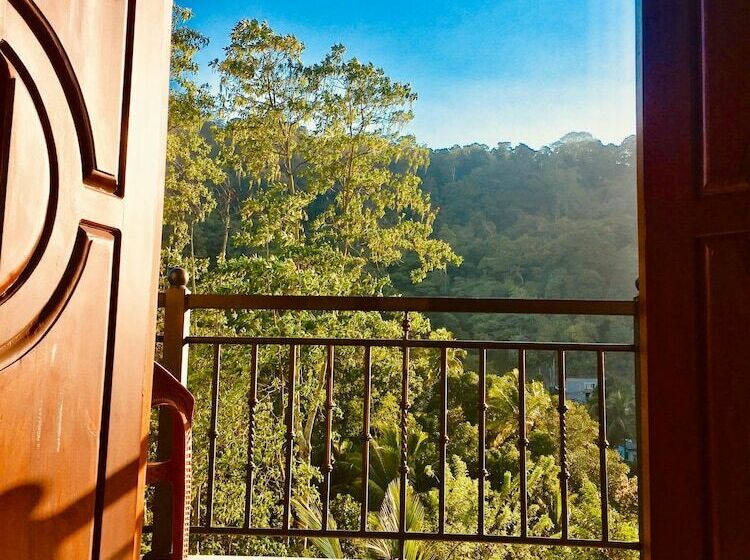 스탠다드 룸 더블 침대, Slightly Chilled Forest Villa