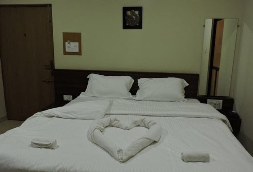 高级大房间, Kay S Riverview Resort