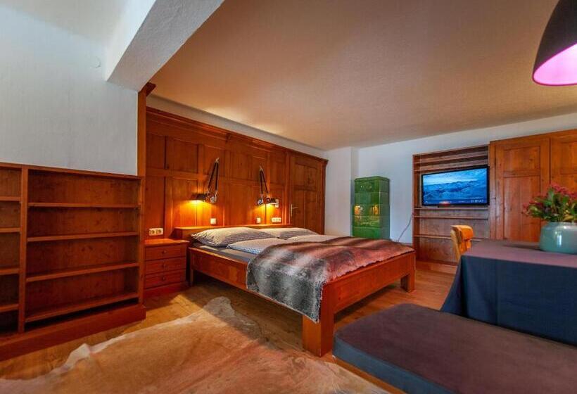 Номер Стандарт Трехместный, Quality Hosts Arlberg   Hotel Bergheim