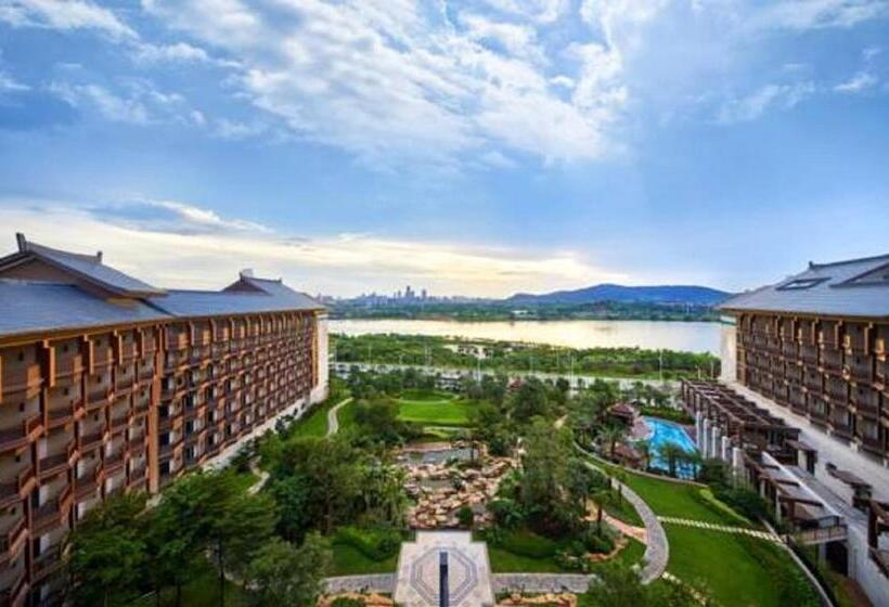 발코니가 있는 스위트, Wanda Realm Resort Nanning