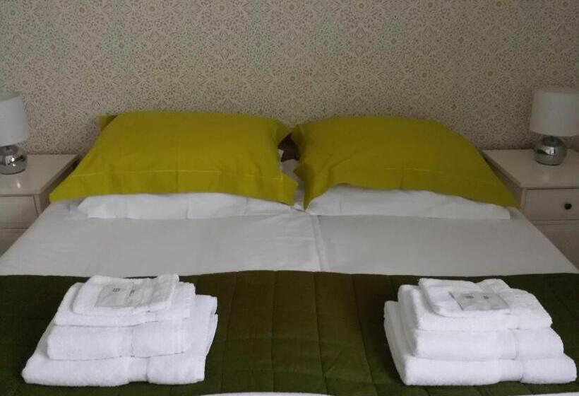 スタンダードルーム, Bickersbed