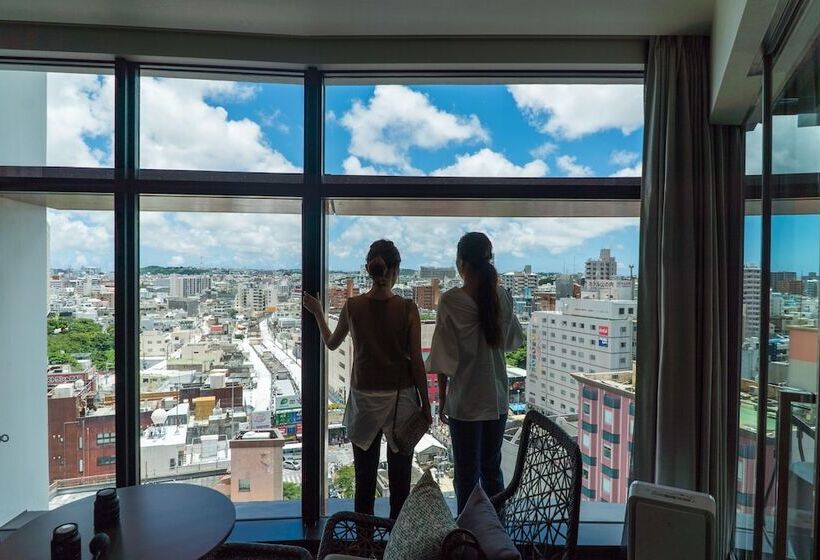 Номер Премиум, Jr Kyushu Hotel Blossom Naha