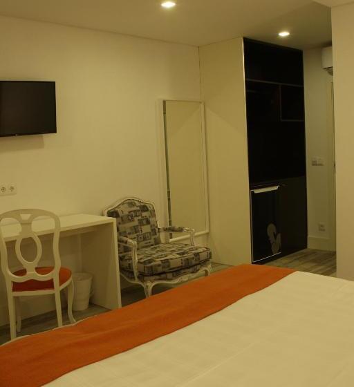 Номер Стандарт с Балконом, Art'otel Barcelos