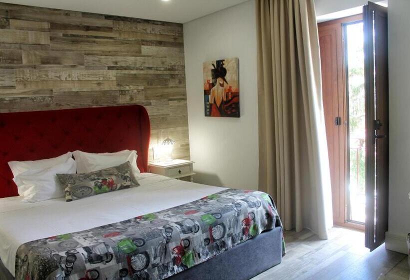 Номер Стандарт с Балконом, Art'otel Barcelos