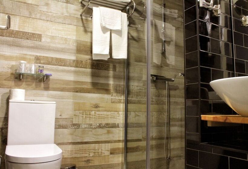 Номер Стандарт с Балконом, Art'otel Barcelos