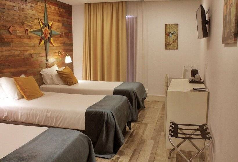Трехместный Номер Стандарт с Балконом, Art'otel Barcelos