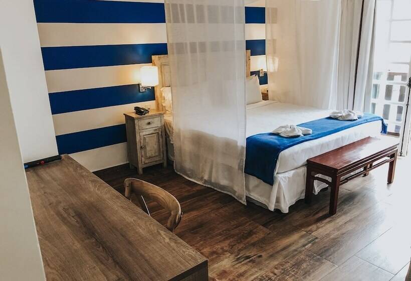 Quarto Quádruplo Premium, Pousada Da Prainha